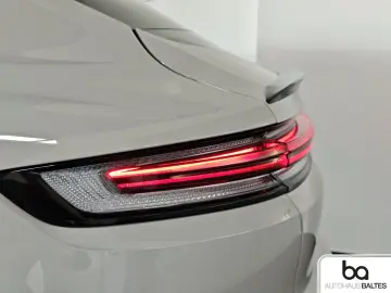 PORSCHE Cayenne Coupe E-Hyb Black Inno 2 1 2.Displ Luft