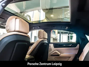 PORSCHE Cayenne Coupe Black Edition PDCC Sitzlüftung HA-