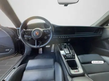 Porsche 911 Carrera GTS (992)   480 CP • SPORT CHRONO