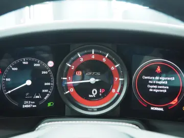 Porsche 911 Carrera GTS
