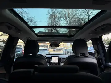 Volvo XC90 T8 Plus Dark AWD  PANO   360  HUD
