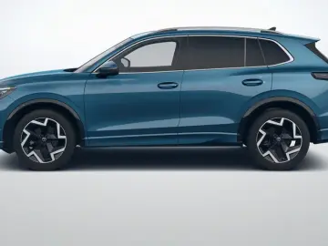 Volkswagen Tiguan R-Line 1 5 l eTSI DSG LEDER