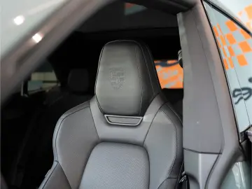 Porsche Cayenne Electric