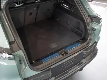 Porsche Cayenne Electric
