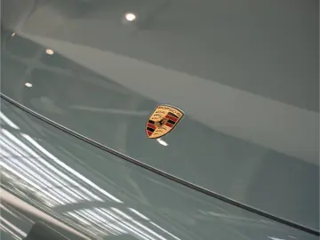 Porsche Cayenne Electric
