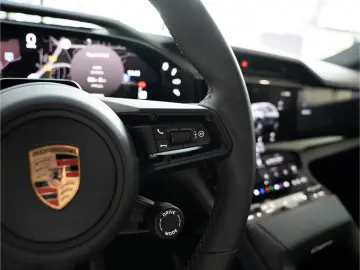Porsche Cayenne Electric