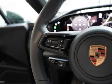 Porsche Cayenne Electric