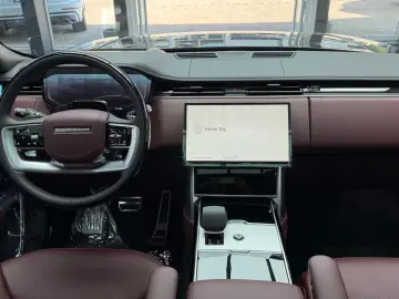 Land Rover Range Rover 4.4V8 P530 ATB LWB FOND MY27