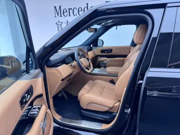 ZEEKR 9X  model 2025  versiunea Ultra  baterie 70 kWh.