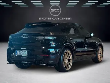 Porsche Cayenne Coupé E-Hybrid – Pano