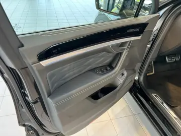 Volkswagen Touareg 3.0 TDI 4M R-Line 360  Pano