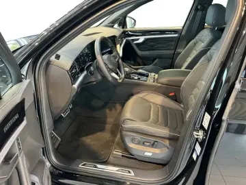 Volkswagen Touareg 3.0 TDI 4M R-Line 360  Pano