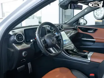 MERCEDES-BENZ C 200 d T    1 Hand   AMG Line   AMG-Sty
