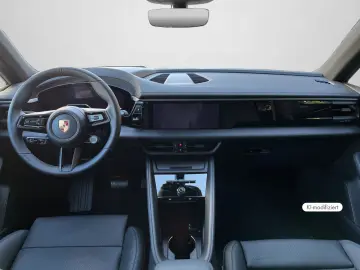Porsche Macan Electric – Pano