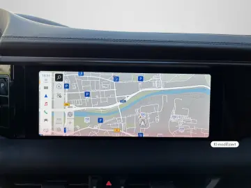 Porsche Macan Electric – Pano