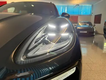PORSCHE Macan S PDK - AHK   Pano   14-Wege