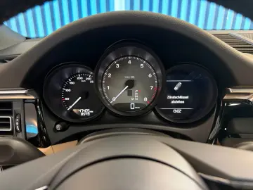 PORSCHE Macan S PDK - AHK   Pano   14-Wege