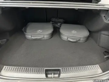 Mercedes-Benz E 400 e 4M AMG Pano Burmester 360
