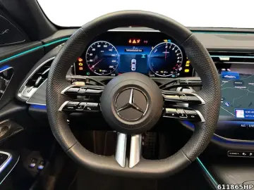 Mercedes-Benz E 400 e 4M AMG Pano Burmester 360