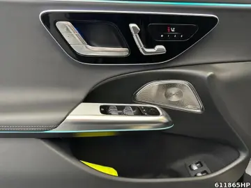 Mercedes-Benz E 400 e 4M AMG Pano Burmester 360