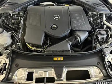 Mercedes-Benz E 400 e 4M AMG Pano Burmester 360