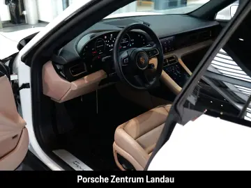 PORSCHE Taycan Surround-View LED Luftfederung BOSE 21z