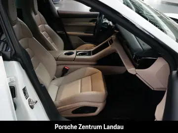 PORSCHE Taycan Surround-View LED Luftfederung BOSE 21z