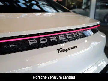 PORSCHE Taycan Surround-View LED Luftfederung BOSE 21z