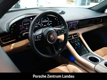 PORSCHE Taycan Surround-View LED Luftfederung BOSE 21z