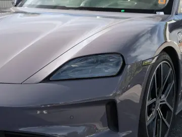 PORSCHE Taycan 4S SportDesign Paket Performancebatterie