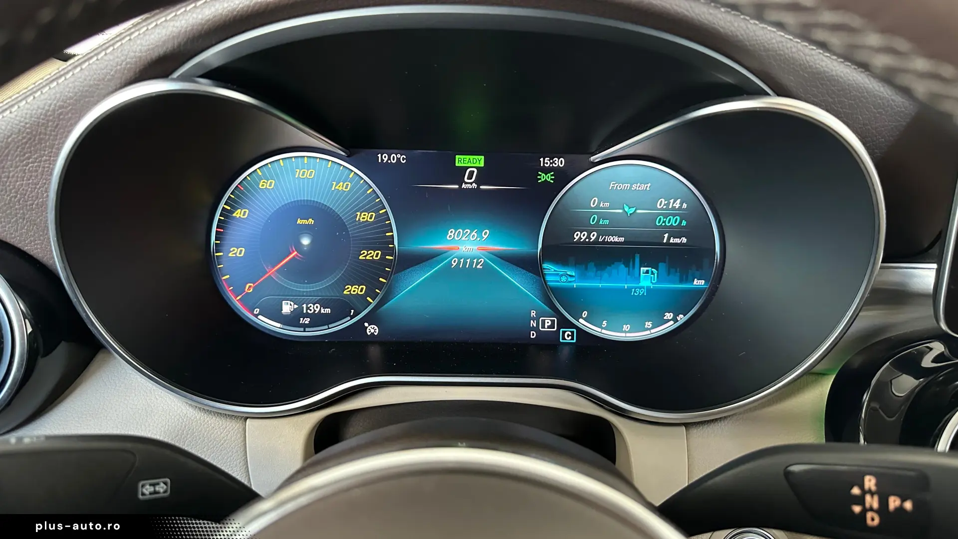 Mercedes-Benz GLC 200 Hibrid 2.0 Benzina 197 CP An 2020