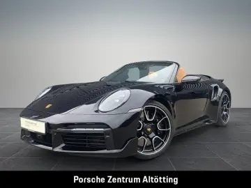PORSCHE 992 (911) Turbo S Cabrio  Liftsystem  Burmester
