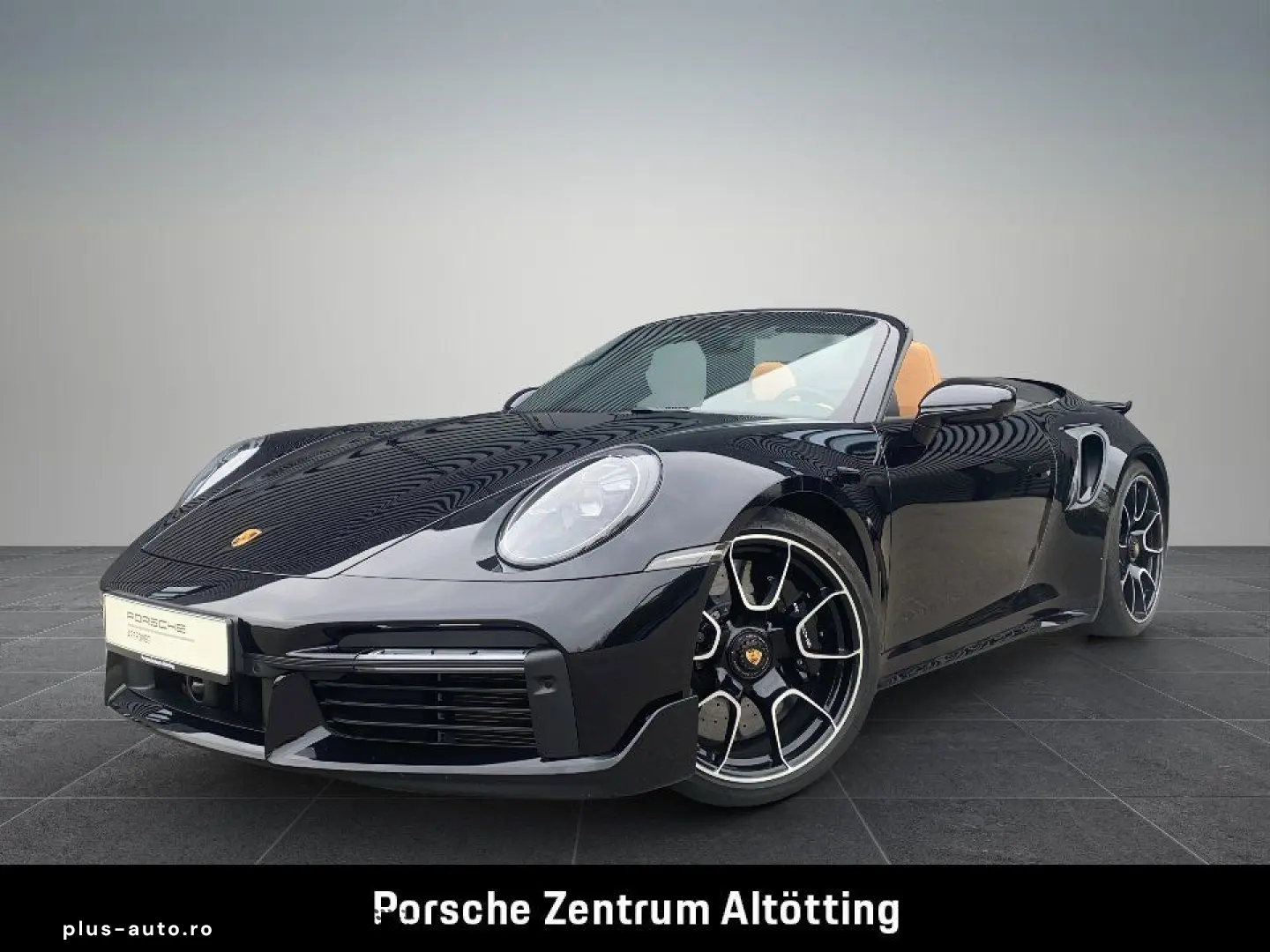 PORSCHE 992 (911) Turbo S Cabrio  Liftsystem  Burmester