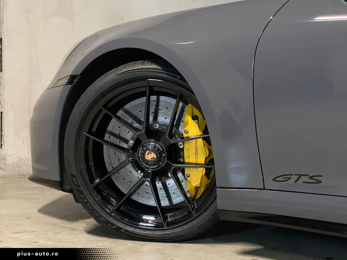 PORSCHE 992 (911) Carrera 4 GTS Cabrio  PCCB  Burmester