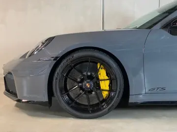 PORSCHE 992 (911) Carrera 4 GTS Cabrio  PCCB  Burmester