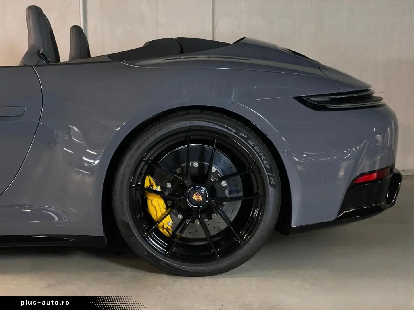 PORSCHE 992 (911) Carrera 4 GTS Cabrio  PCCB  Burmester