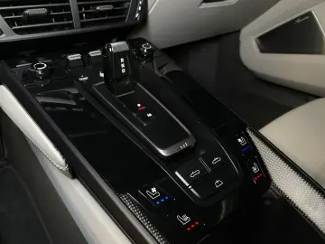 PORSCHE 992 (911) Carrera 4 GTS Cabrio  PCCB  Burmester
