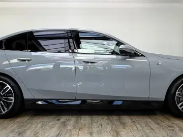 BMW i5 xDrive40 M Sport ACC 360 FahrwerkProfessional