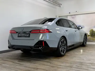 BMW i5 xDrive40 M Sport ACC 360 FahrwerkProfessional