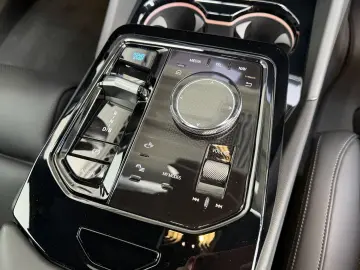 BMW i5 xDrive40 M Sport ACC 360 FahrwerkProfessional