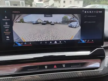 BMW i5 xDrive40 Lim. M SPORT A. H&K adLED LIVE PROF