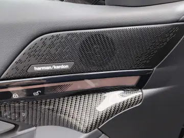 BMW i5 xDrive40 Lim. M SPORT A. H&K adLED LIVE PROF