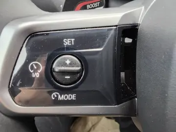 BMW i5 xDrive40 Lim. M SPORT A. H&K adLED LIVE PROF