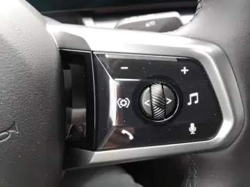 BMW i5 xDrive40 Lim. M SPORT A. H&K adLED LIVE PROF