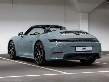 Porsche 911 Carrera Cabriolet (992)