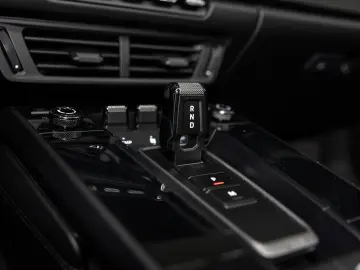 Porsche 911 Carrera Cabriolet (992)