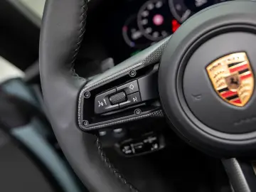 Porsche 911 Carrera Cabriolet (992)