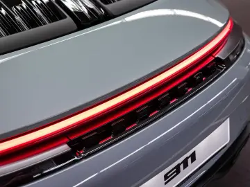 Porsche 911 Carrera Cabriolet (992)