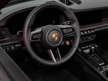 Porsche 911 Carrera Cabriolet (992)