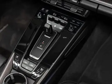 Porsche 911 Carrera Cabriolet (992)